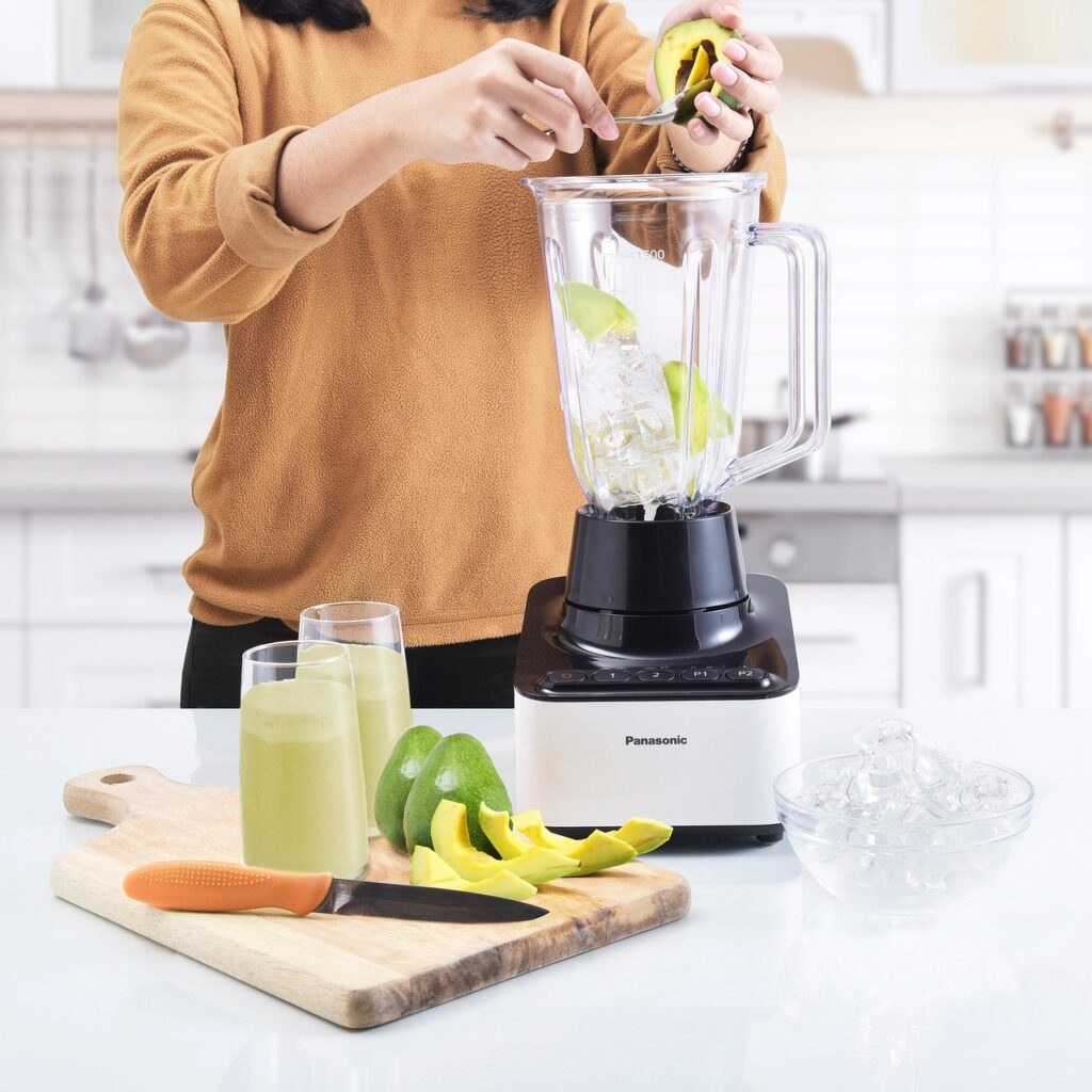 Blender blending smoothie in UK kitchen